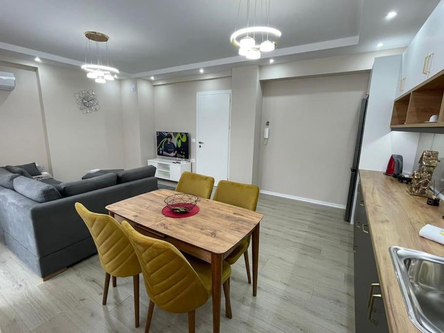 Melody Apartment In Görice Dış mekan fotoğraf