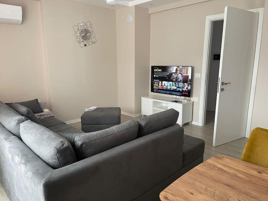 Melody Apartment In Görice Dış mekan fotoğraf